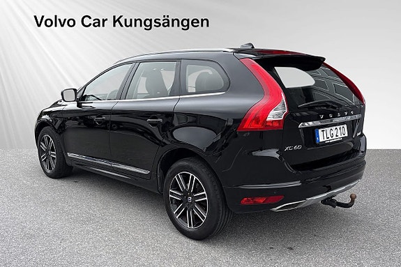 Volvo XC60 4 of 26