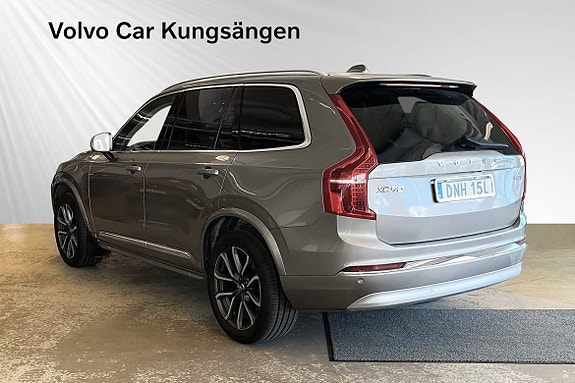 Volvo XC90 4 of 29