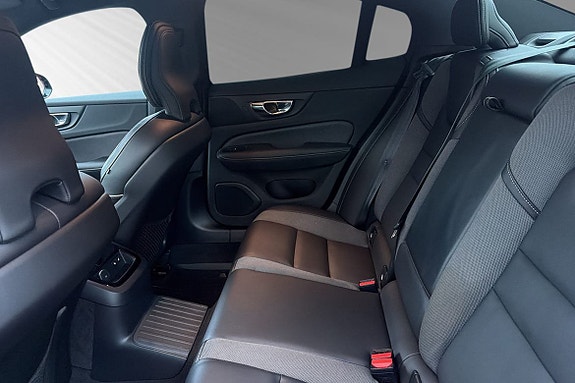 Volvo S60 9 of 13