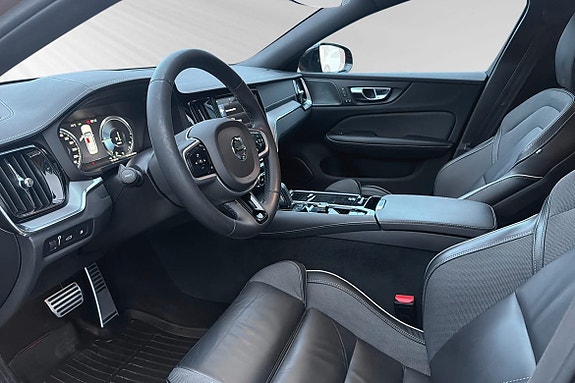 Volvo S60 8 of 13