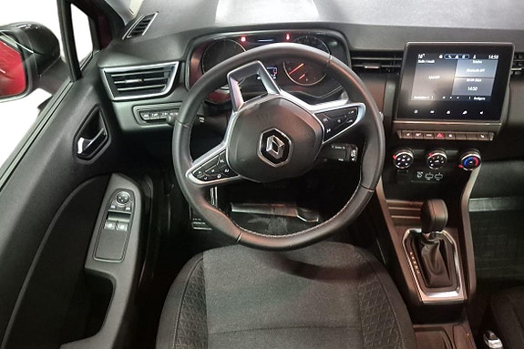 Renault Clio 10 of 21