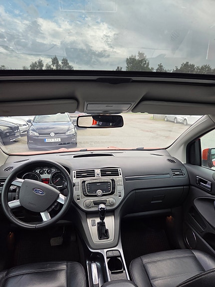 Ford Kuga 3 of 5