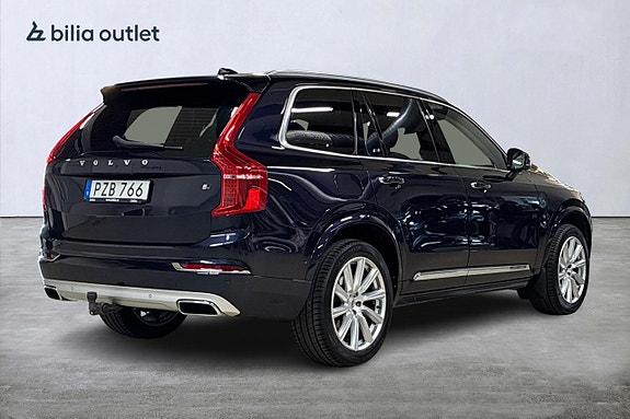 Volvo XC90 6 of 30