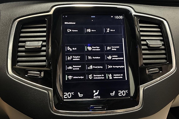 Volvo XC90 21 of 30