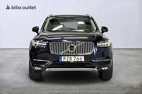 Volvo XC90 3 of 30