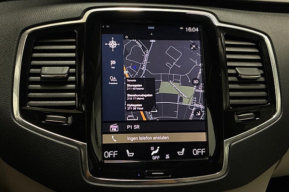 Volvo XC90 18 of 30