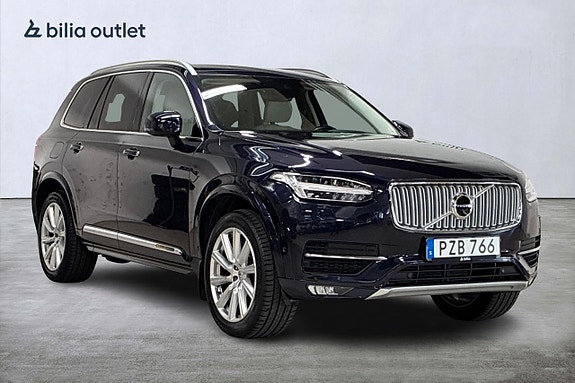 Volvo XC90 4 of 30