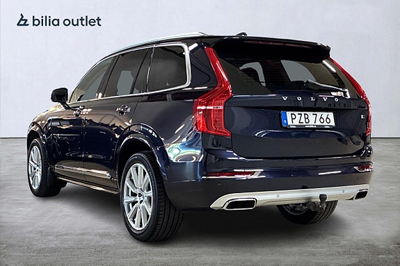 Volvo XC90 8 of 30