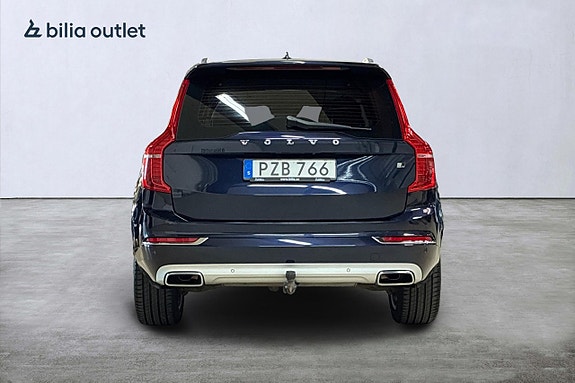 Volvo XC90 7 of 30