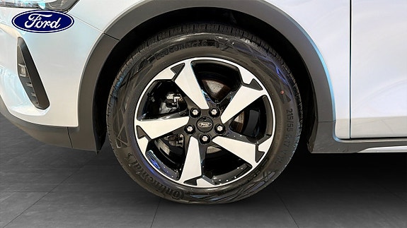 Ford Focus 9 of 10