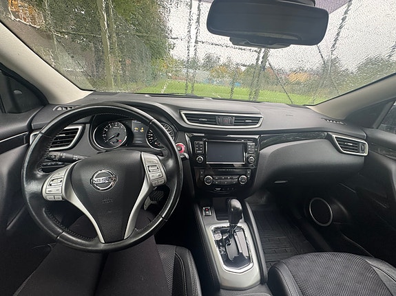 Nissan Qashqai 9 of 12