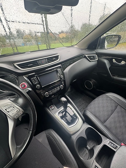 Nissan Qashqai 10 of 12