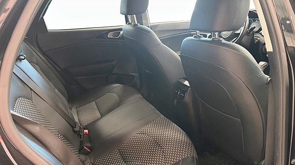 Kia XCeed 5 of 12