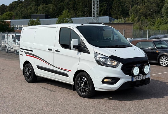 Ford Transit Custom 2 of 15