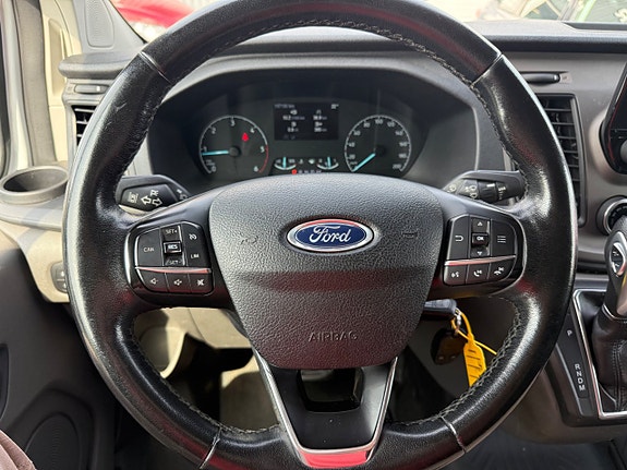 Ford Transit Custom 14 of 15