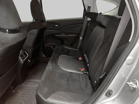 Honda CR-V 9 of 15
