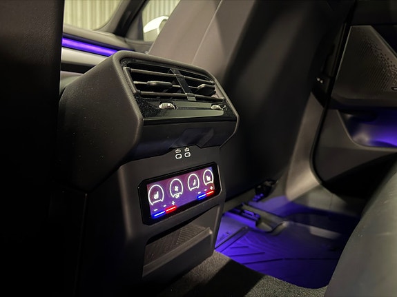 BMW i5 26 of 30