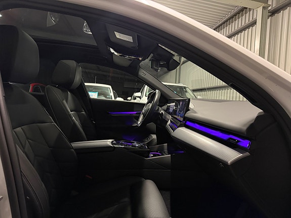 BMW i5 25 of 30