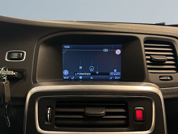 Volvo V60 11 of 22