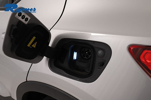 Volvo XC40 11 of 24