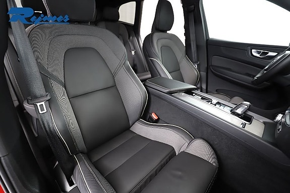 Volvo XC60 6 of 24