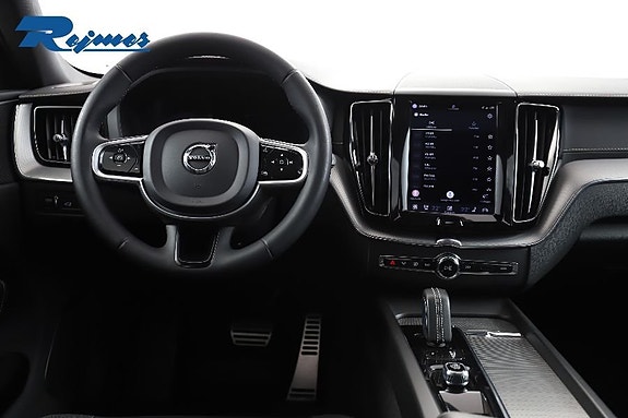 Volvo XC60 4 of 24