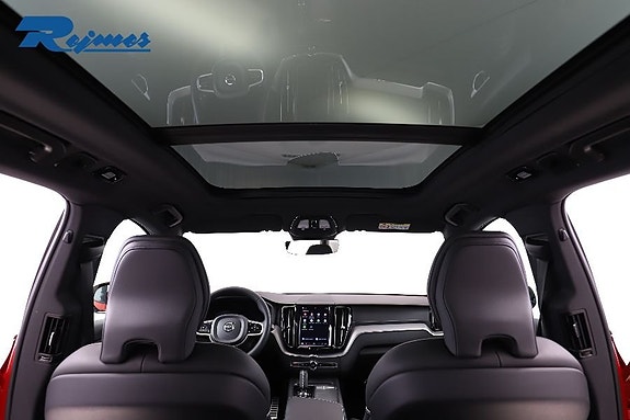 Volvo XC60 19 of 24