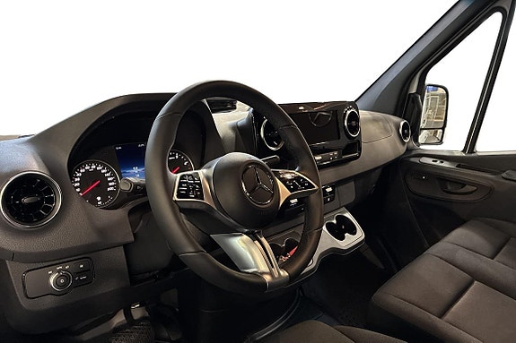 Mercedes-Benz Sprinter 317 7 of 24