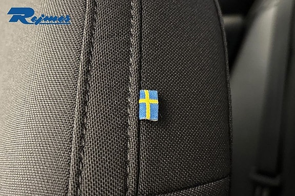 Volvo EX40 19 of 22