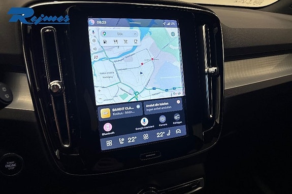 Volvo XC40 12 of 21
