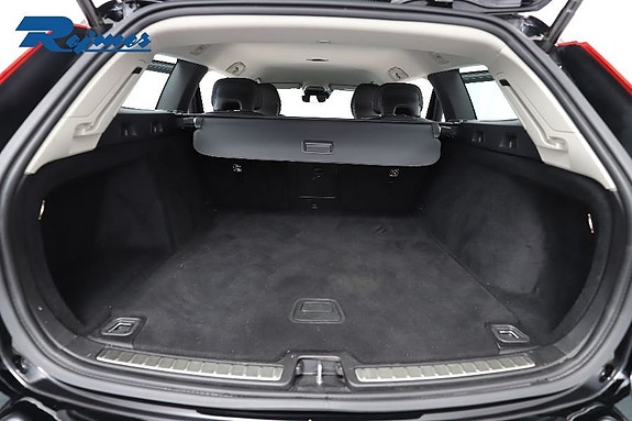 Volvo V60 18 of 24