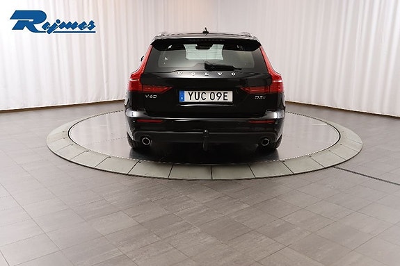 Volvo V60 16 of 24
