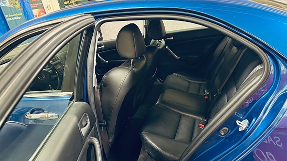 Honda Accord 11 of 22