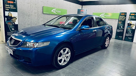Honda Accord 2 of 22