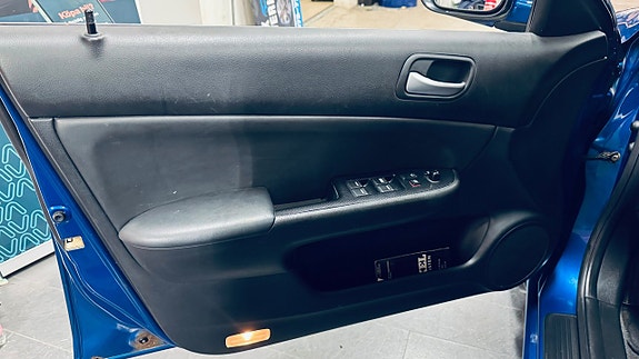 Honda Accord 13 of 22