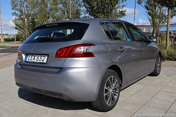 Peugeot 308 5 of 16