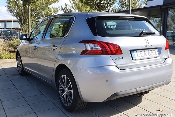 Peugeot 308 6 of 16