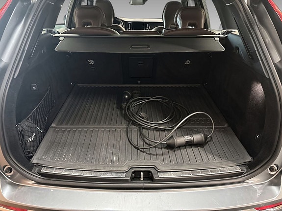 Volvo XC60 7 of 16