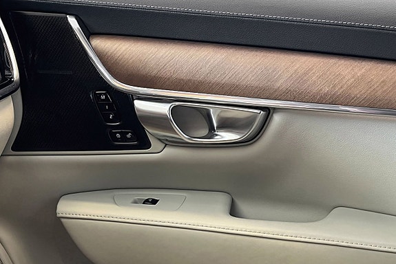 Volvo S90 20 of 30