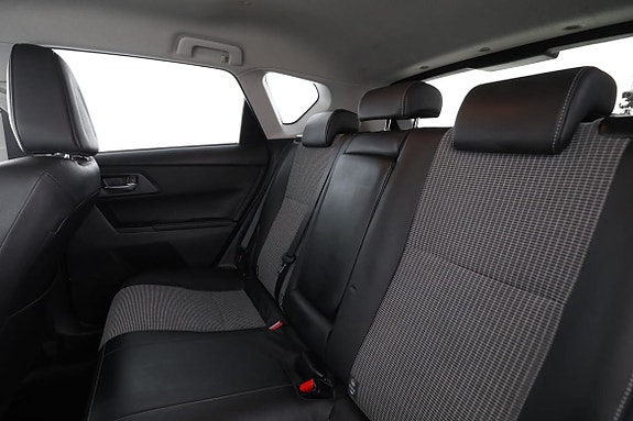Toyota Auris 15 of 27