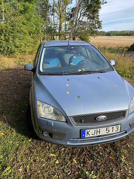 Ford Focus 2 of 5