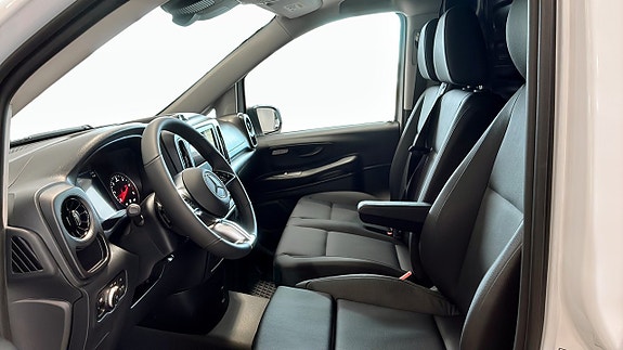 Mercedes-Benz Vito 114 3 of 9