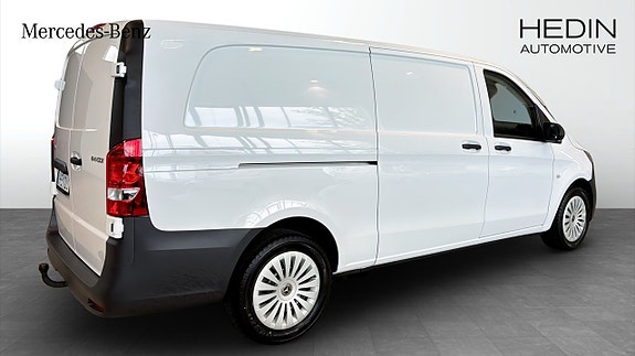 Mercedes-Benz Vito 114 2 of 9
