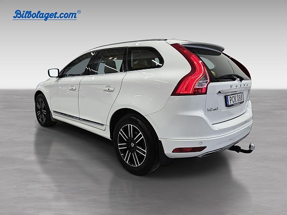 Volvo XC60 4 of 15