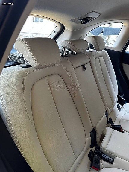 BMW X1 8 of 8