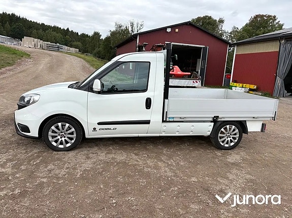 Fiat Doblo 2 of 24