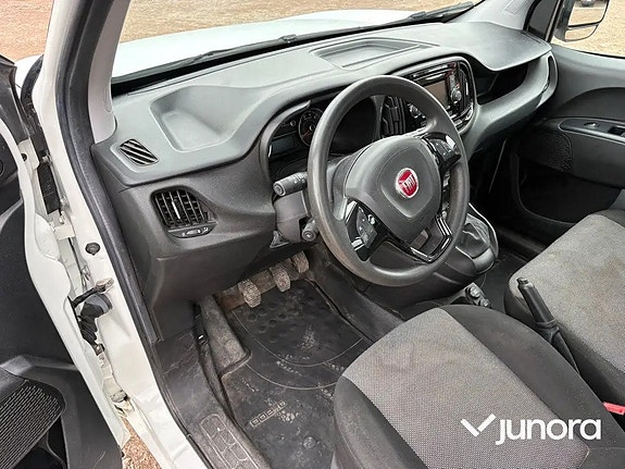 Fiat Doblo 18 of 24