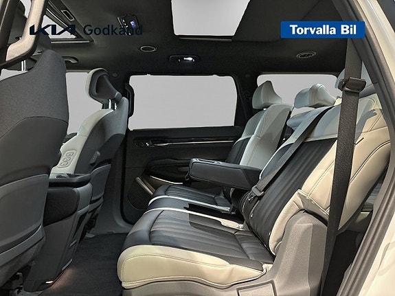Kia EV9 8 of 21