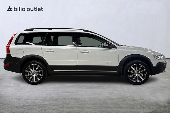 Volvo XC70 5 of 23