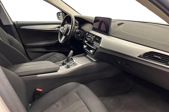 BMW 520d 15 of 27